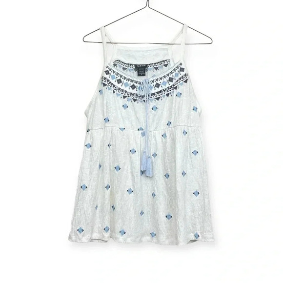 Torrid Tank Top White And Blue Embroidered Swing Size Large - Picture 1 of 6